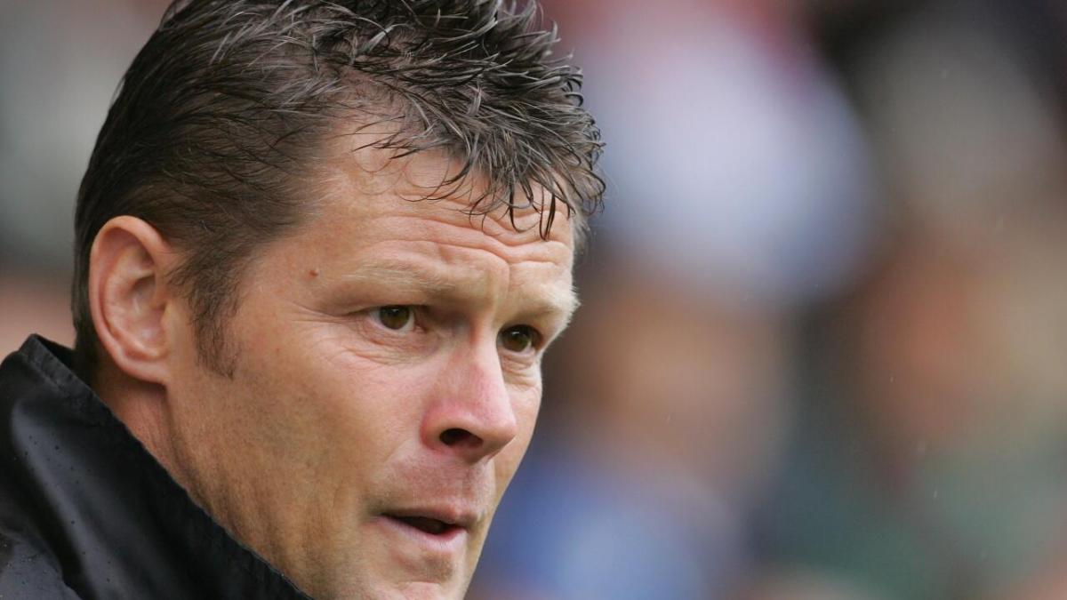 Shrewsbury manager Steve Cotterill